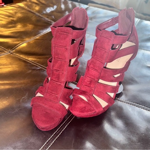 Shoes - Women's Suede Strappy Sandal Heels - Wine Pink